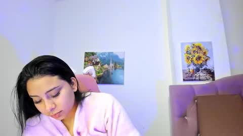 miah online show from January 14, 4:04 am
