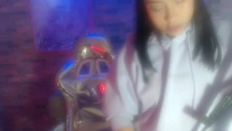 miah online show from February 26, 3:14 am