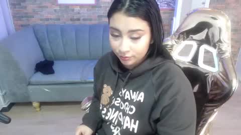 miah online show from March 12, 3:13 am