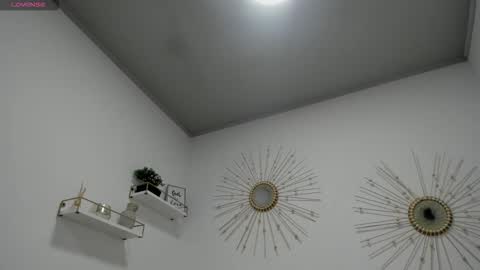 Snapshot of miah_bigboobs chatting on September 18, 11:31 am Miah Collins online show from September 18, 11:31 am