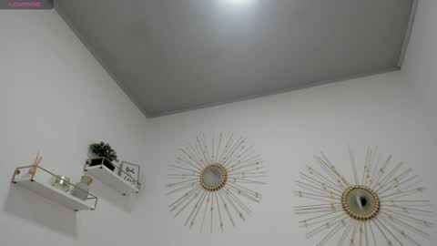 Snapshot of miah_bigboobs chatting on September 17, 11:30 am Miah Collins online show from September 17, 11:30 am