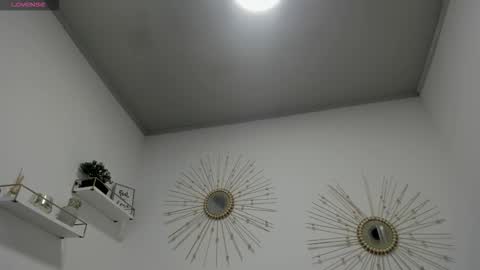 Snapshot of miah_bigboobs chatting on October 14, 11:24 am Miah Collins online show from October 14, 11:24 am