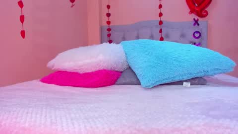 Miah  online show from February 17, 8:06 pm