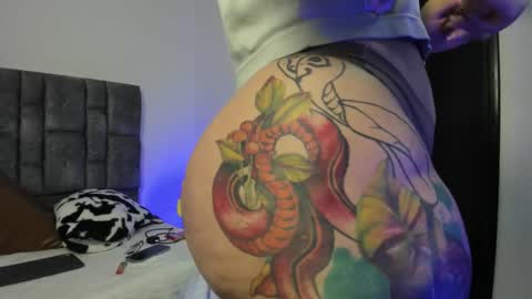 miah new independent model acount online show from October 23, 5:35 am