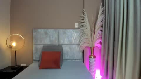 miahertz online show from November 21, 11:23 am