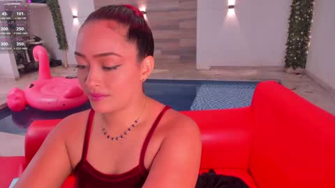 Snapshot of miajonsonn chatting on February 2, 2:45 pm Mia Jonsonn online show from February 2, 2:45 pm