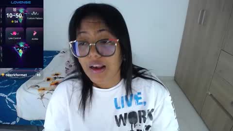 Snapshot of miajoseph_ chatting on September 10, 5:18 am miajoseph_ online show from September 10, 5:18 am