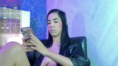 Mia online show from May 4, 12:09 pm