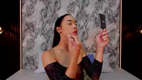 Mia Larouse online show from February 1, 7:23 pm