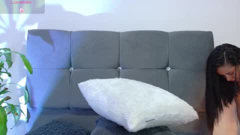 Snapshot of miamackleyn_ chatting on October 23, 6:47 pm MIA online show from October 23, 6:47 pm