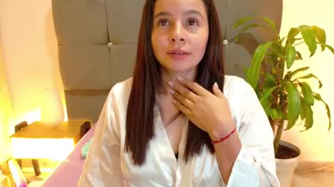 Snapshot of miamackleyn_ chatting on September 19, 4:39 pm MIA online show from September 19, 4:39 pm