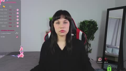 Mia   online show from March 2, 7:37 am