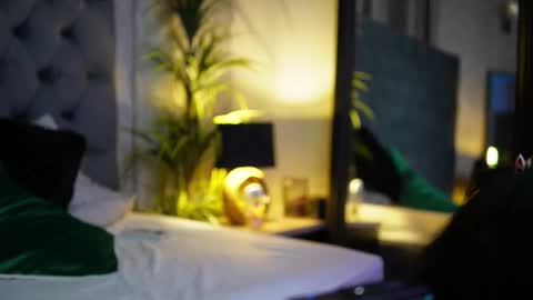  Miami  online show from October 3, 7:19 pm