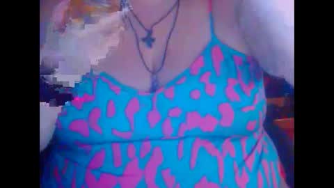 Snapshot of miamimistress chatting on October 25, 2:25 pm maya online show from October 25, 2:25 pm