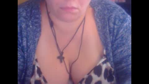 Snapshot of miamimistress chatting on October 23, 8:20 am maya online show from October 23, 8:20 am