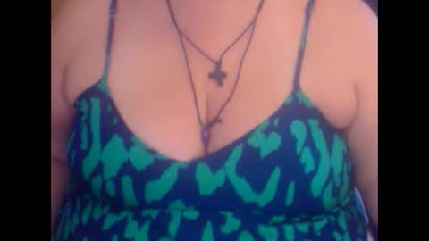 Snapshot of miamimistress chatting on October 17, 7:22 am maya online show from October 17, 7:22 am