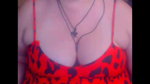 Snapshot of miamimistress chatting on October 29, 7:05 pm maya online show from October 29, 7:05 pm