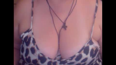 Snapshot of miamimistress chatting on October 15, 7:11 am maya online show from October 15, 7:11 am