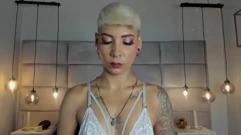 Snapshot of miamorgann chatting on February 5, 11:55 am Mia Morgann online show from February 5, 11:55 am
