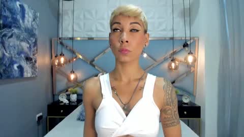 Snapshot of miamorgann chatting on December 31, 12:04 pm Mia Morgann online show from December 31, 12:04 pm