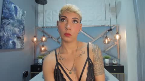 Snapshot of miamorgann chatting on January 15, 11:53 am Mia Morgann online show from January 15, 11:53 am