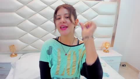 Sweetie Mia online show from January 27, 12:16 pm