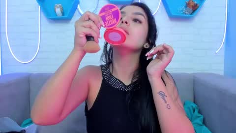 Mia Quevedo online show from January 18, 11:32 am