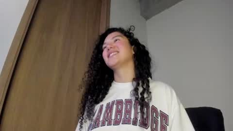 Mia Rouse online show from June 11, 12:32 am