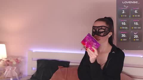 Sofia online show from October 6, 4:45 pm