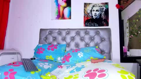 Mariana  online show from November 15, 1:28 am