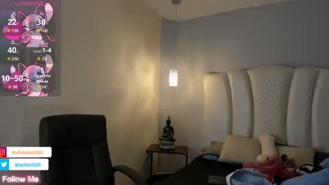 Mia Villalobos online show from October 1, 11:59 am