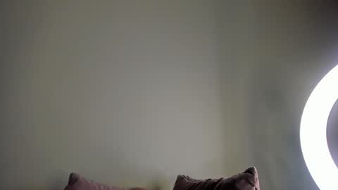 Mia Villalobos online show from December 20, 11:10 am
