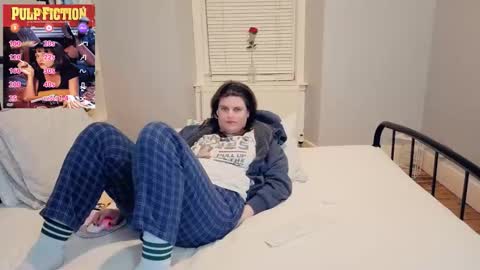 Mia  online show from April 16, 9:39 pm