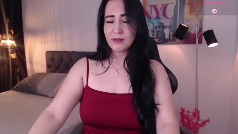 Snapshot of miawilson_1 chatting on January 18, 4:26 am Mia Wilson online show from January 18, 4:26 am