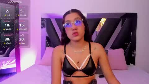 Mia  Iron online show from June 17, 2:07 pm