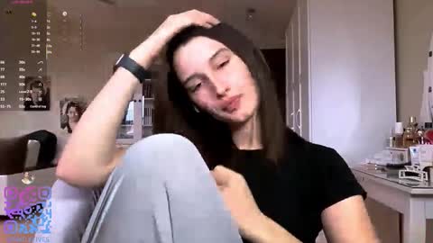 Emily online show from March 20, 2:22 pm