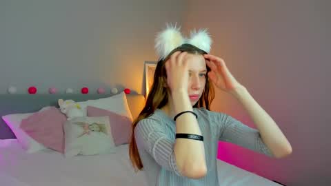 michele_mack online show from December 4, 3:04 am