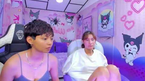 Snapshot of michell__petit_ chatting on November 2, 1:47 pm michell__petit_ online show from November 2, 1:47 pm