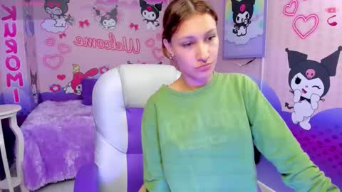 michell__petit_ online show from September 24, 12:26 pm