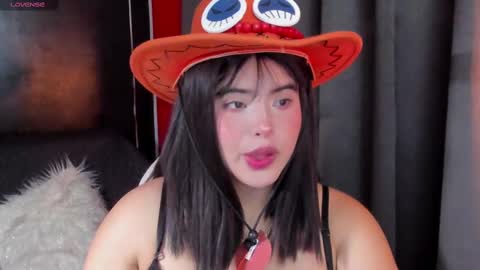 michell_petty01 online show from January 3, 2:19 pm