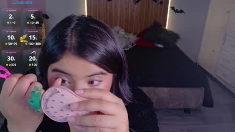 michell_petty01 online show from October 21, 3:38 pm