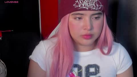 michell_petty01 online show from January 30, 2:58 pm