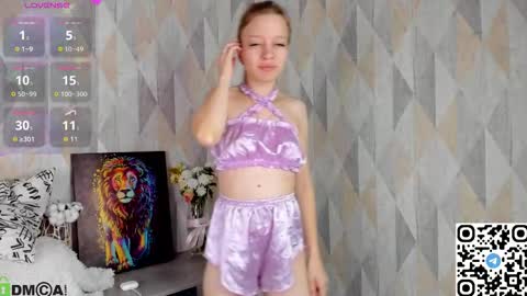 michelle_blond online show from September 28, 9:03 am