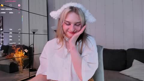 Michelle online show from October 3, 9:53 pm