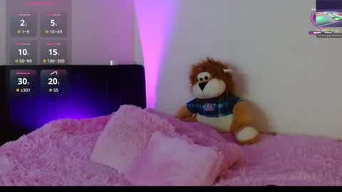 michellmoon1 online show from October 23, 8:04 pm