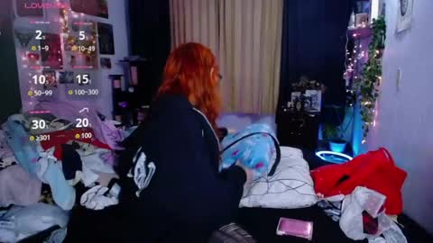 Pola  INDEPENDENT MODEL online show from April 24, 12:46 am