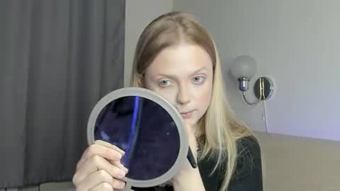 midnightfable online show from July 3, 9:21 pm