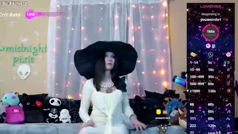 Snapshot of midnightpixie chatting on October 17, 2:37 am Jenna Talia online show from October 17, 2:37 am