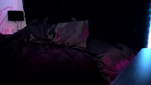 Midnightrose online show from December 18, 7:47 am