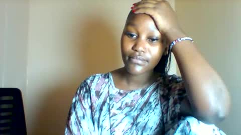 Snapshot of midnightt_tease chatting on October 15, 9:34 am midnightt_tease online show from October 15, 9:34 am